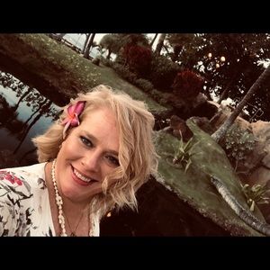 Meet your Posher, Kimberly